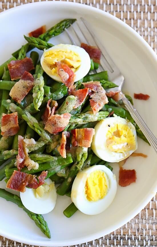 Asparagus, Egg, and Bacon Salad recipe