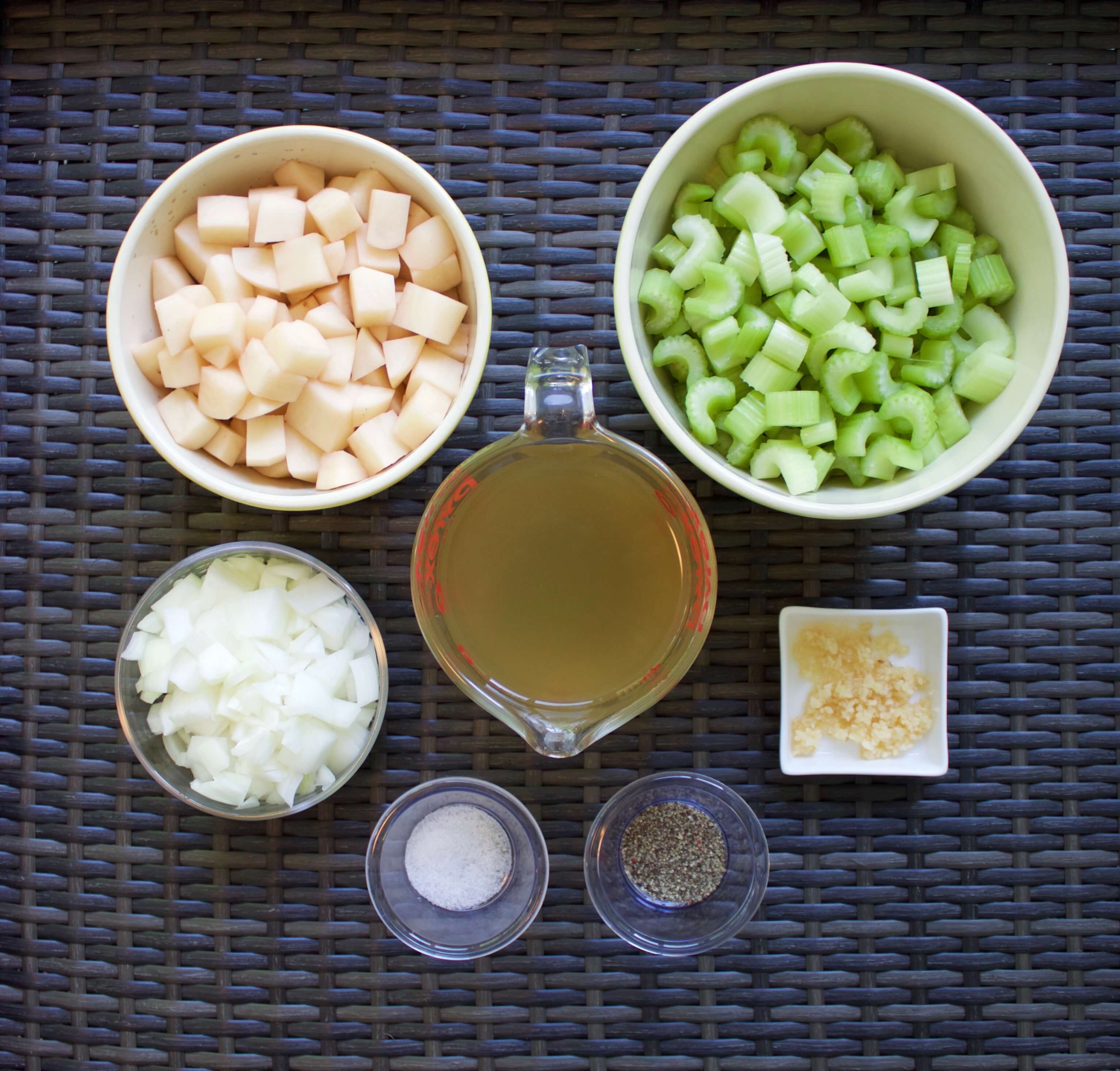 Slow Cooker Celery Soup with Bacon - Ingredients 