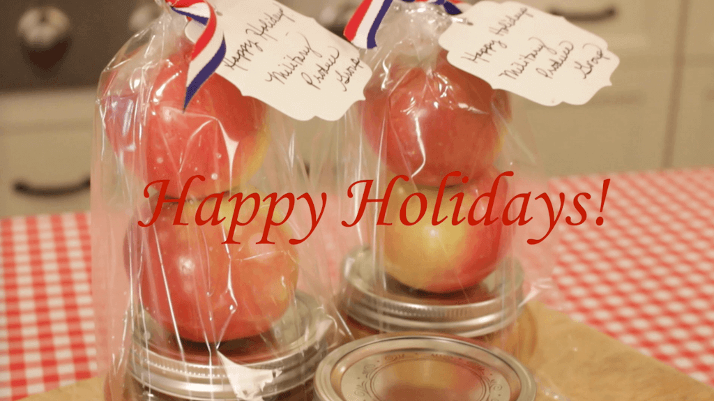 Salted Caramel Apple Gift Bags | Easy Holiday Gift Idea