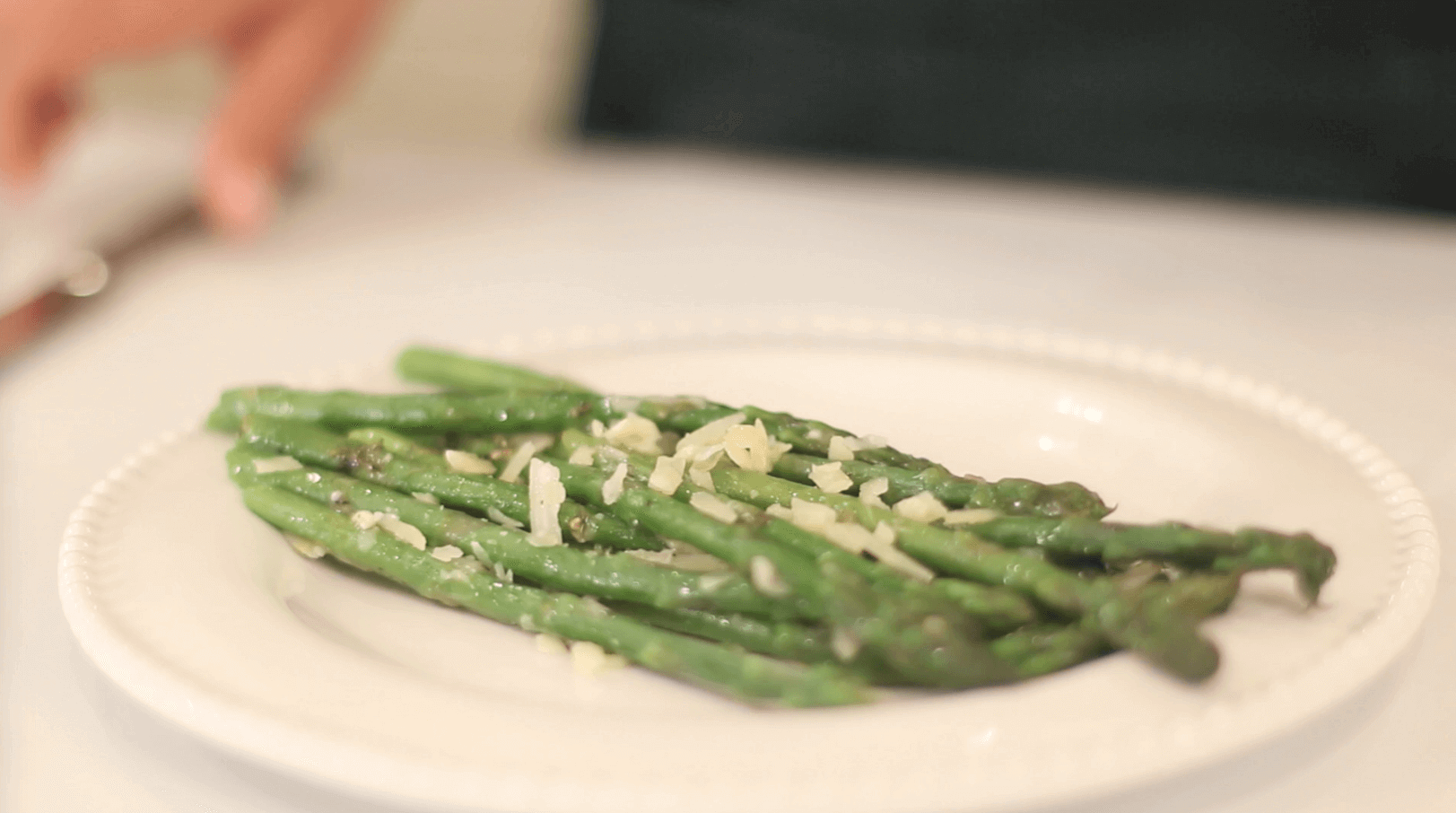 Asparagus With Parmesan - Easy Side Dish