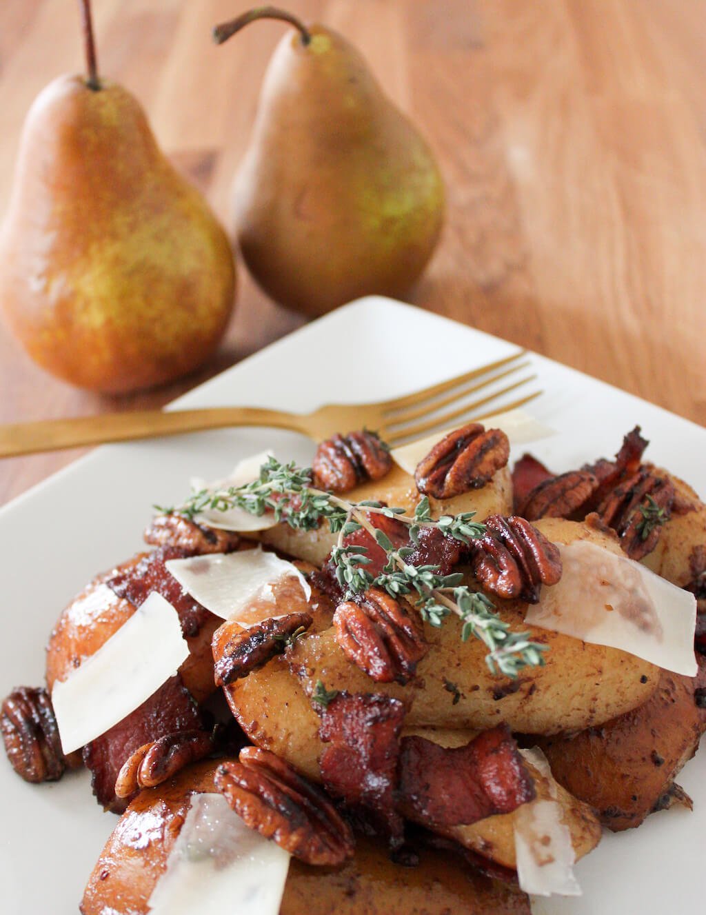 Savory Bosc Pear Salad with Bacon & Toasted Pecans - The Produce Moms